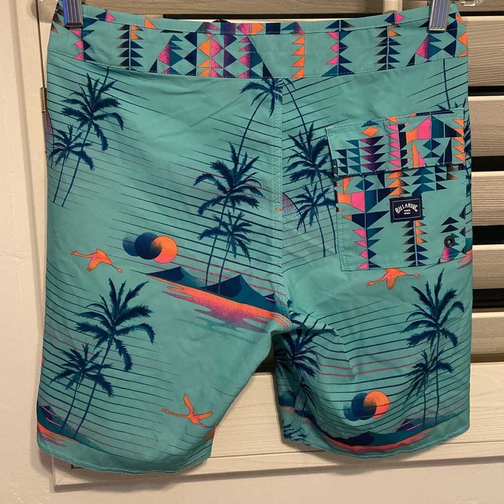 Billabong AquaBlue and Pink Board Shorts with Tropical Design SZ 28 - Picture 2 of 8